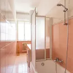 Volta's - Self Chek-in Apartmán