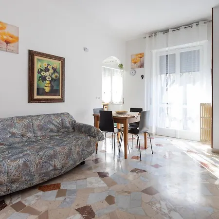 Volta's - Self Chek-in * Новара